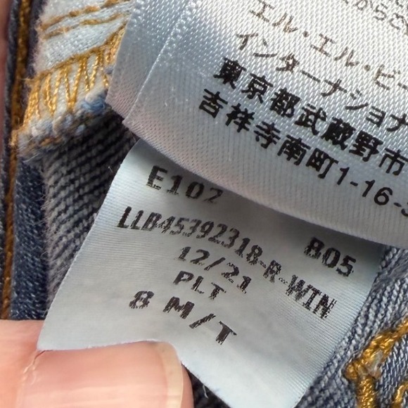 L.L.Bean True Shape High Rise Bootcut Jeans Medium Wash Womens 8 - Picture 13 of 13